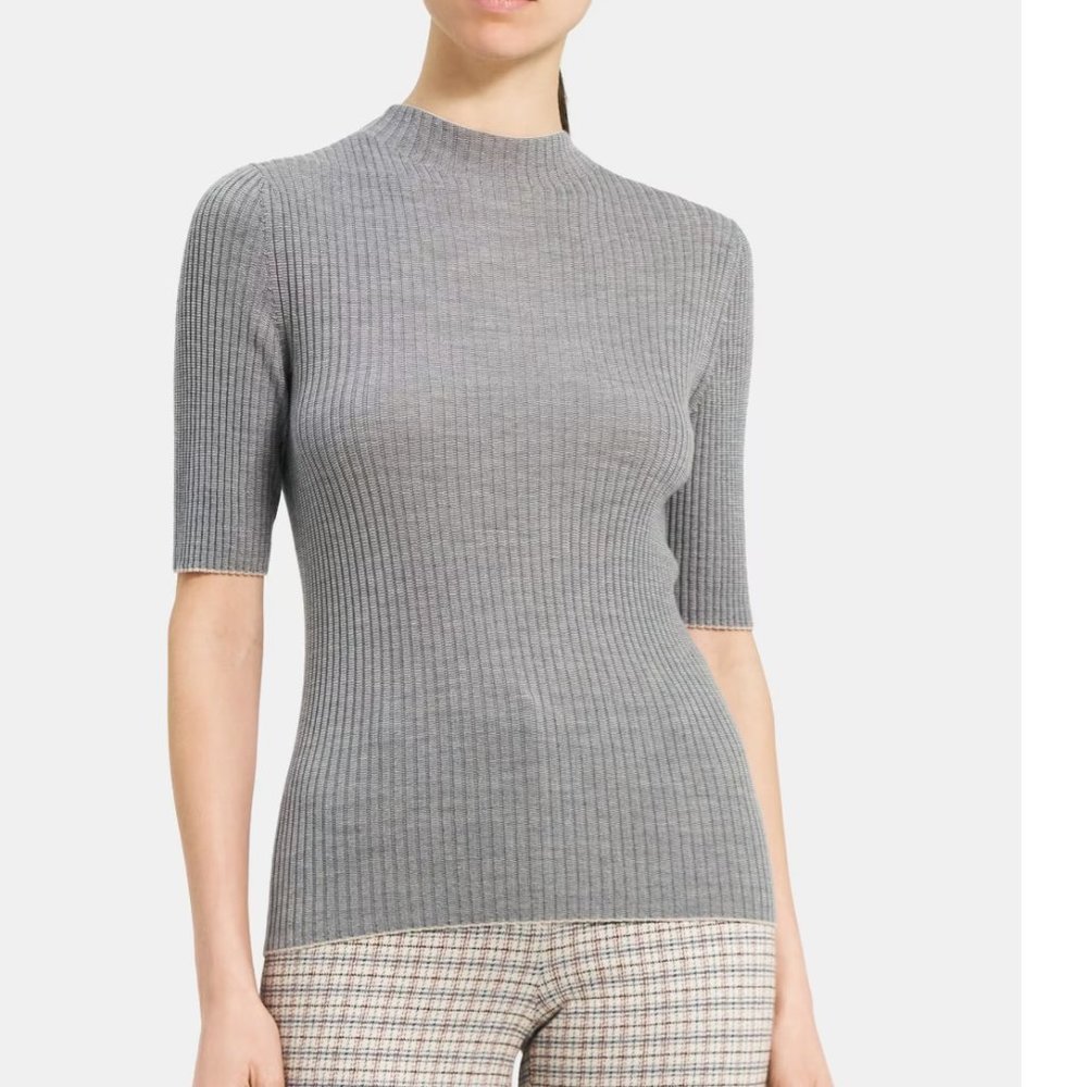 NWOT Theory Mock Neck Sweater in Merino Wool Size P